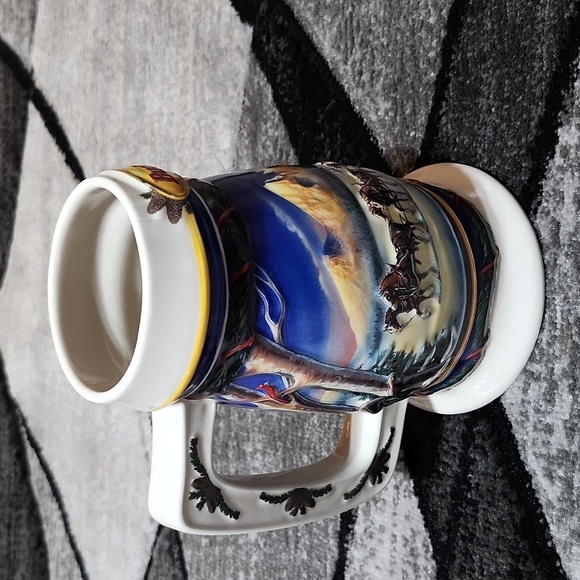 BUDWEISER 2000 HOILDAY CLYDESDALES HORSES MOUNTAIN BEER STEIN MUG CUP - Picture 2 of 11